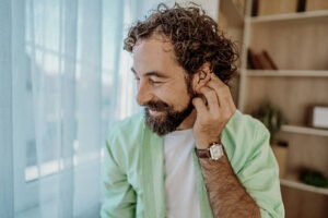 AI-Powered Hearing Aids Explained: Is the Extra Cost Worth It?